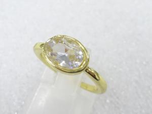 クリスタル　指輪(9号)